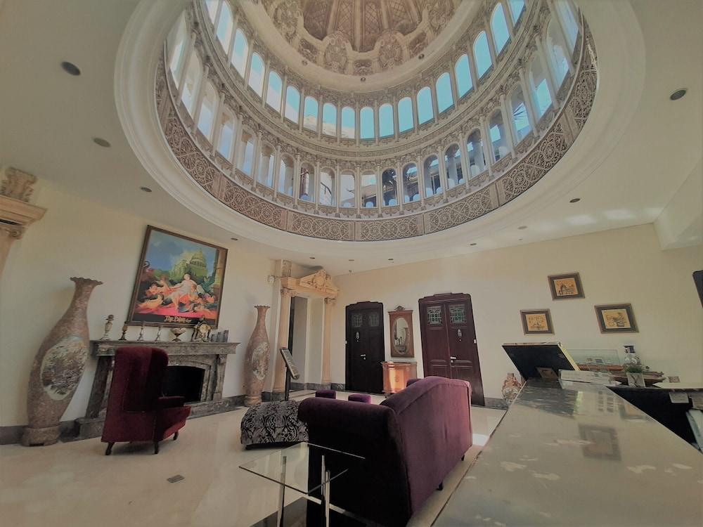 The Palais Hotel Dago Bandung Ngoại thất bức ảnh