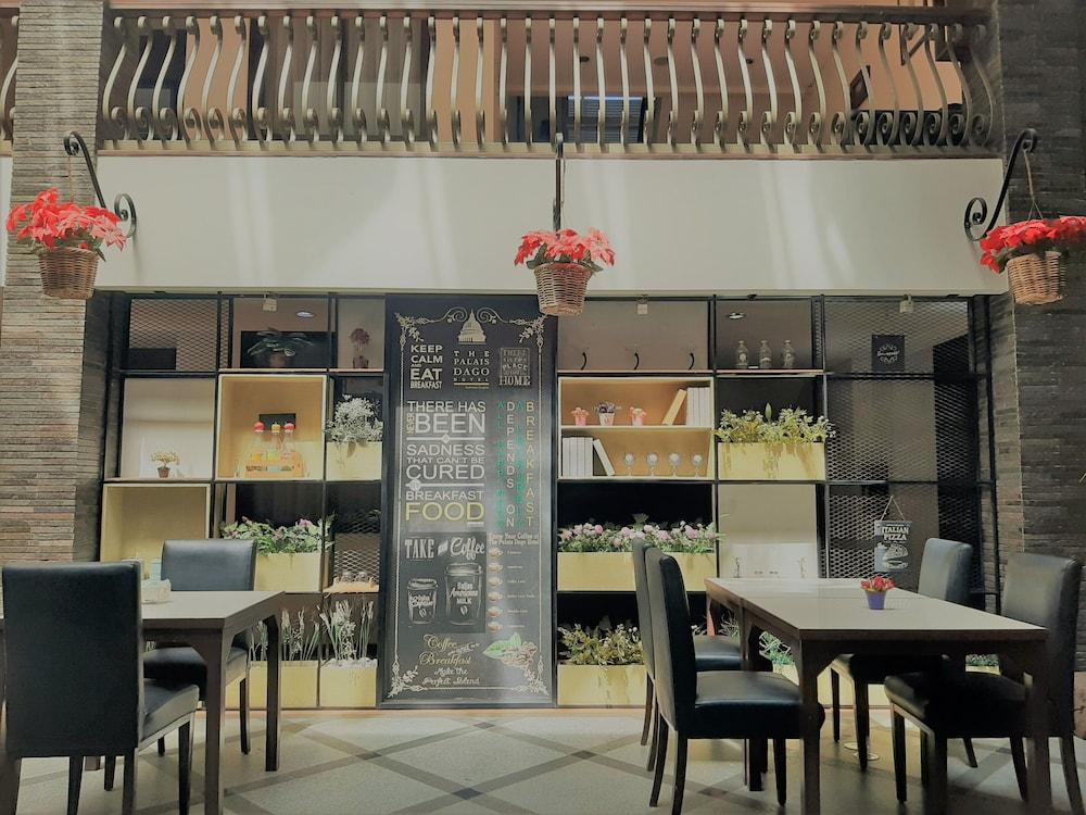 The Palais Hotel Dago Bandung Ngoại thất bức ảnh