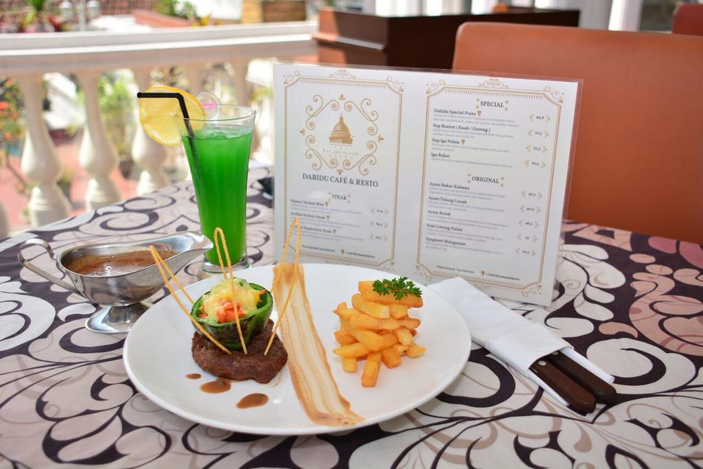 The Palais Hotel Dago Bandung Ngoại thất bức ảnh